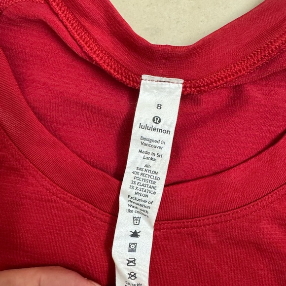 Swiftly Tech Short-Sleeve Shirt 2.0 Race Length - Picture 3 of 3